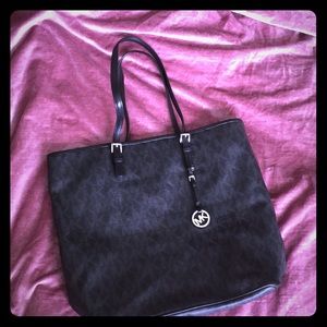 Michael Kors Tote